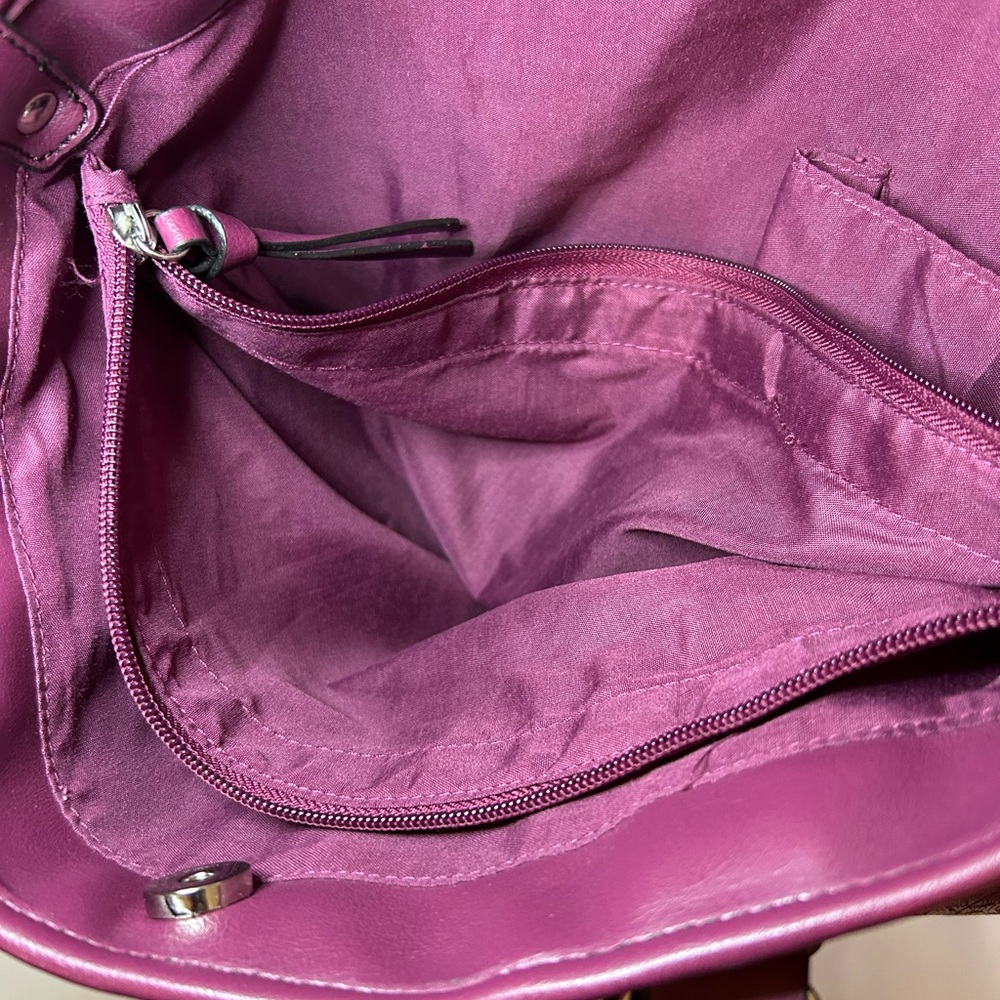 Vintage Relic Shoulder Bag ~ Eggplant/Silver - Picture 12 of 13
